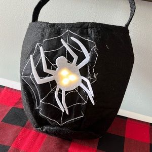 Pottery Barn lids Halloween Treat Bag - Black with spider, lights up